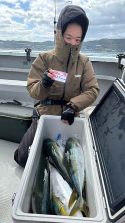ノマセ | 安い！大阪湾の釣り船・チャーター船釣人家｜釣り船・大阪湾